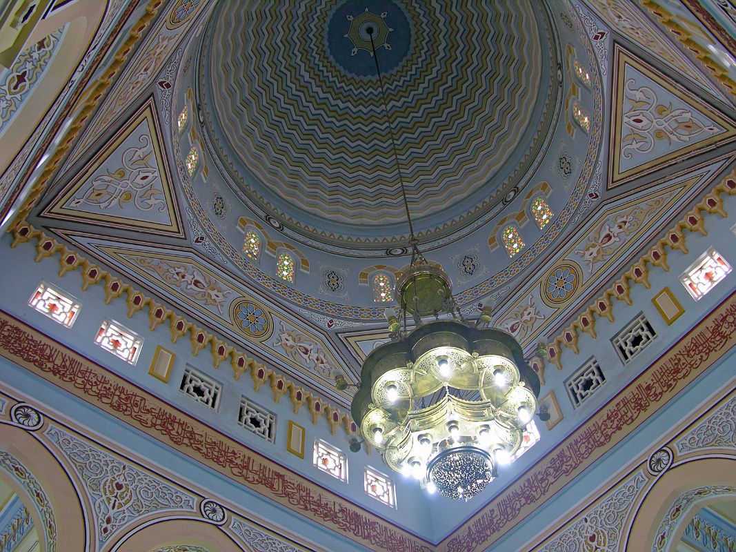 04 Dubai Jumeirah Mosque Ceiling
